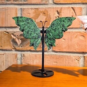 Large Butterfly wings! 🦋🦋🦋